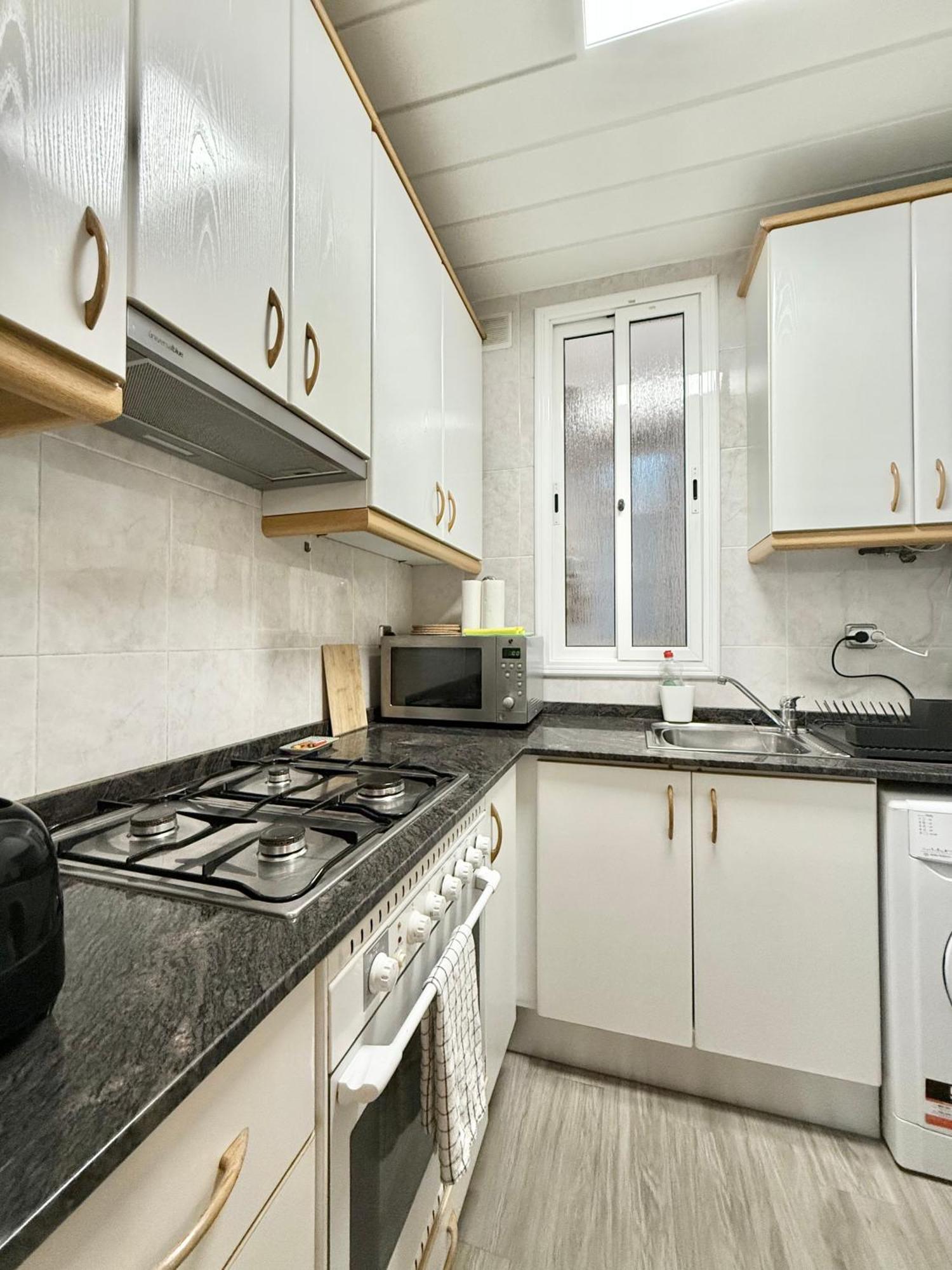 Newly Renovated Stylish Eixample - Great Location Barcelona Exterior foto