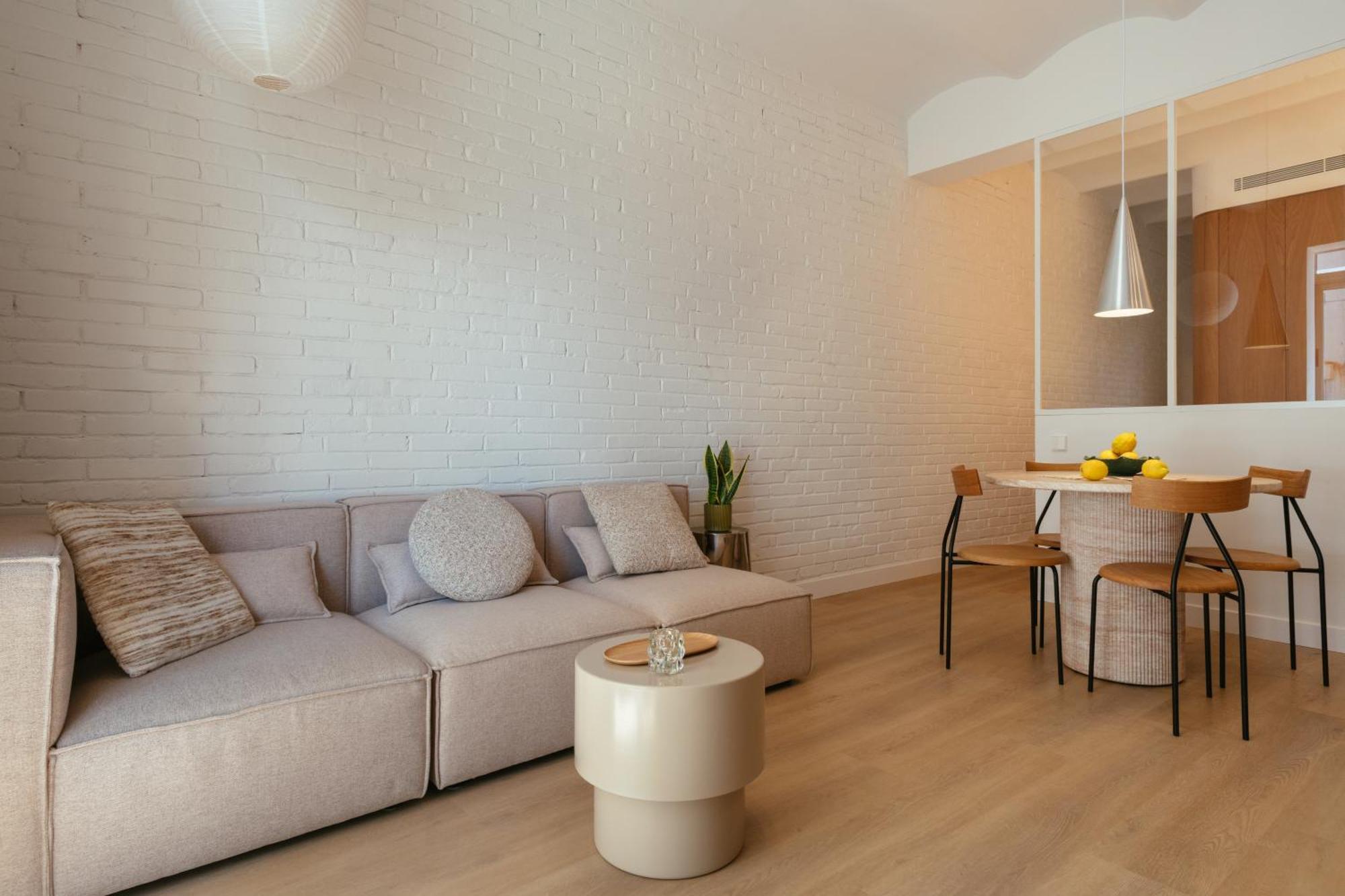Newly Renovated Stylish Eixample - Great Location Apartment Barcelona Exterior foto